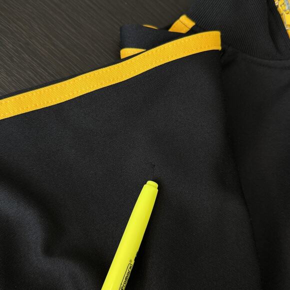 Vintage Nintendo Zelda Jacket Mens XS Olde School Track Jacket Gamer Retro 2004 - Picture 10 of 14